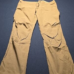 Men's Tan Pants